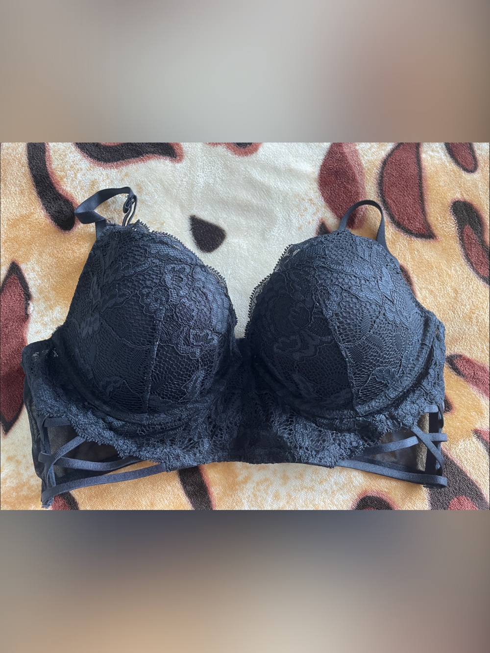 La SENZA Black Lace Longline Push-Up Bra with Strappy Detail